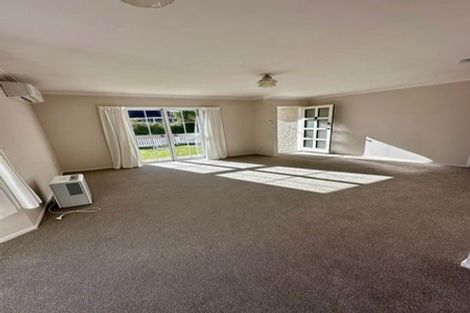 Photo of property in 2/14 Trafalgar Road, Milford, Auckland, 0620