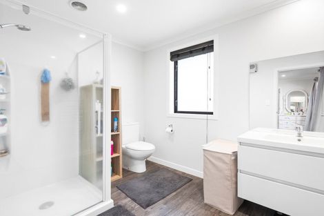 Photo of property in 82 Puhirake Crescent, Pyes Pa, Tauranga, 3112