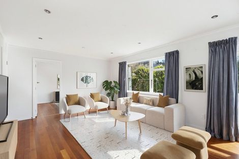 Photo of property in 3/139 Queens Drive, Lyall Bay, Wellington, 6022