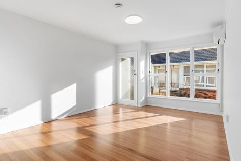 Photo of property in 1/2 Bowling Avenue, Epsom, Auckland, 1023