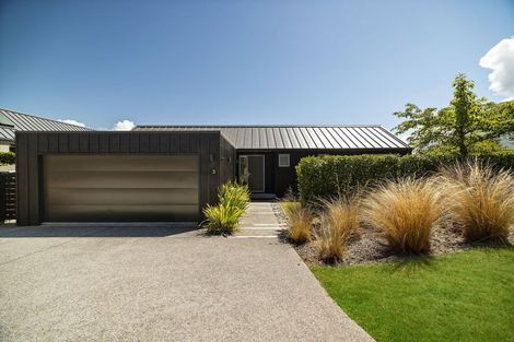 Photo of property in 3 Caithness Court, Jacks Point, Queenstown, 9371