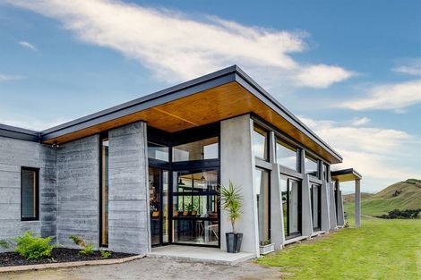 Photo of property in 55 Avery Road, Eskdale, Napier, 4182