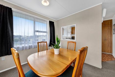 Photo of property in 40 Rewa Street, Inglewood, 4330