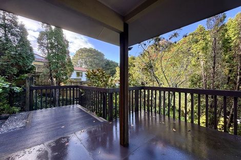 Photo of property in 11 Goodwood Drive, Goodwood Heights, Auckland, 2105