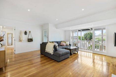 Photo of property in 102 Union Road, Howick, Auckland, 2014