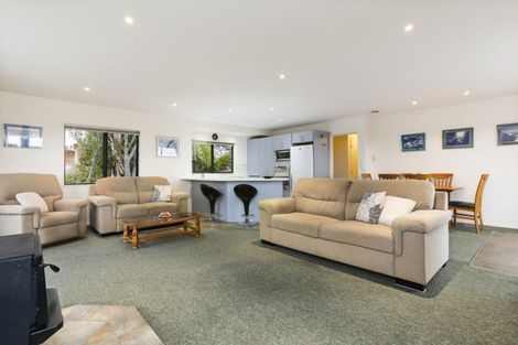 Photo of property in 6 Charlotte Street, Stanmore Bay, Whangaparaoa, 0932