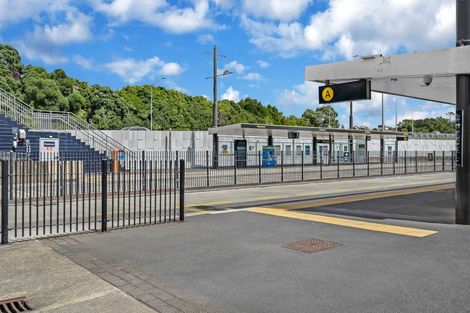 Photo of property in 6 Tesla Place, Totara Vale, Auckland, 0629