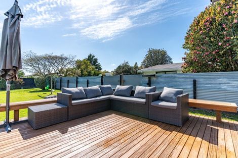 Photo of property in 18 Frederick Street, Carterton, 5713