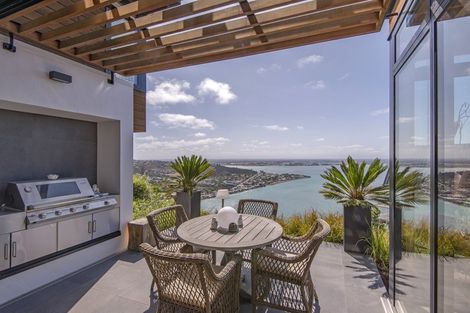 Photo of property in 44 Panorama Road, Clifton, Christchurch, 8081