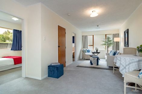 Photo of property in 2a Laurel Grove, Maungaraki, Lower Hutt, 5010