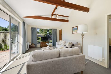 Photo of property in 2/99 Saint Martins Road, Saint Martins, Christchurch, 8022