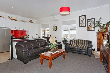 Photo of property in 38 Jellicoe Avenue, Tuakau, 2121