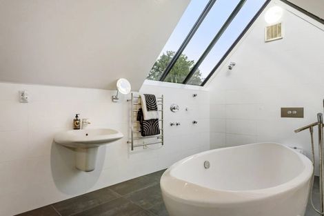 Photo of property in 37 Island View Road, Karaka, Papakura, 2580