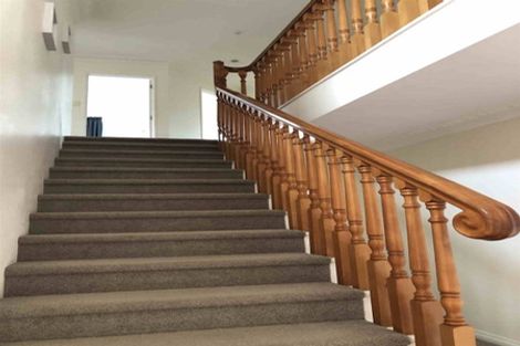 Photo of property in 23 Manor Park, Sunnyhills, Auckland, 2010