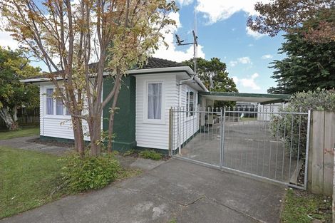 Photo of property in 24 Churchill Avenue, Feilding, 4702