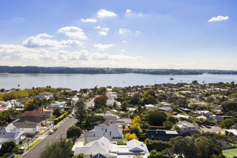 Photo of property in 213 Jervois Road, Herne Bay, Auckland, 1011