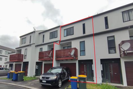 Photo of property in Lynn Park Terrace, 12/12 Ambrico Place, New Lynn, Auckland, 0600