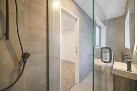 Photo of property in 12 Pleasant Way, Matakatia, Whangaparaoa, 0930