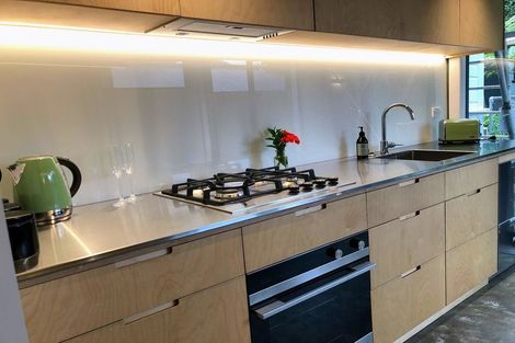 Photo of property in 108 Aro Street, Aro Valley, Wellington, 6021