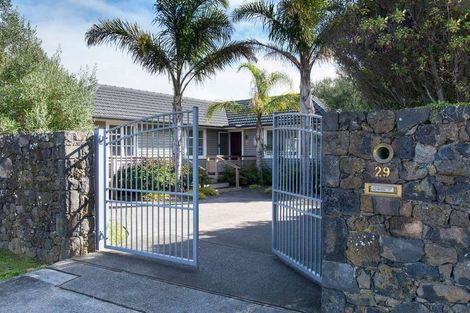 Photo of property in 29 Bradbury Road, Botany Downs, Auckland, 2010