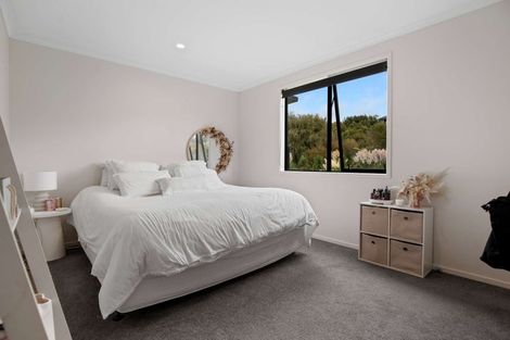 Photo of property in 10 Wrybill Way, Welcome Bay, Tauranga, 3112