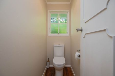 Photo of property in 11 Goddard Grove, Churton Park, Wellington, 6037