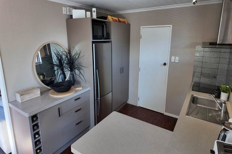 Photo of property in 50 Cascade Crescent, Westbrook, Palmerston North, 4412