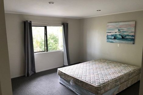 Photo of property in 1/42 Woodlands Crescent, Browns Bay, Auckland, 0630