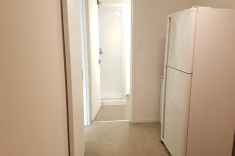 Photo of property in 1/546 Glenfield Road, Glenfield, Auckland, 0629