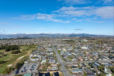 Photo of property in 482 Bower Avenue, Parklands, Christchurch, 8083