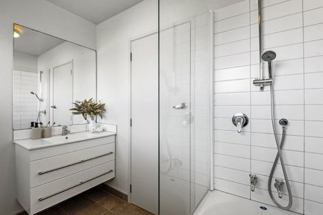 Photo of property in 2/41 Jutland Road, Hauraki, Auckland, 0622