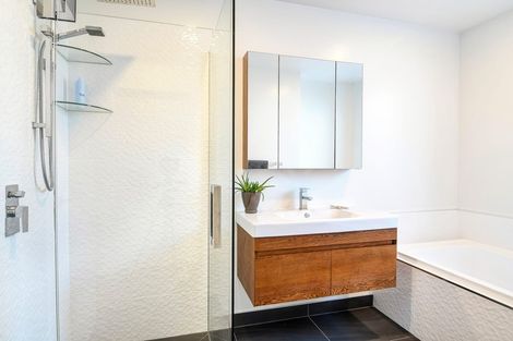 Photo of property in 10 Puketutu Grove, Motueka, 7120