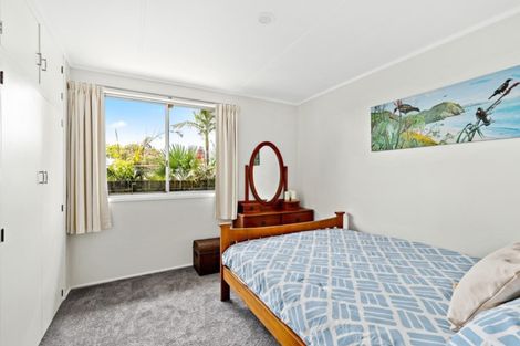 Photo of property in 7 Mary Keane Lane, Parakai, 0830