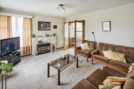 Photo of property in 1 Rosina Street, Clouston Park, Upper Hutt, 5018
