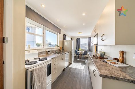 Photo of property in 21 Robson Street, Stokes Valley, Lower Hutt, 5019