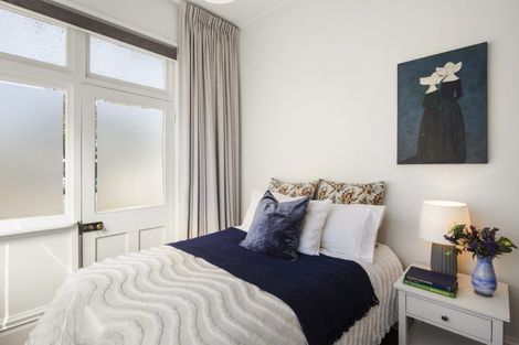 Photo of property in 103 Derwent Street, Island Bay, Wellington, 6023