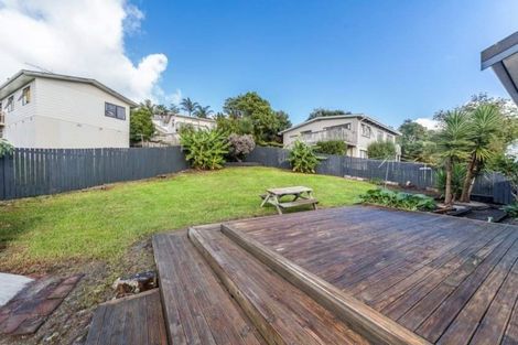Photo of property in 8 Arde Place, Massey, Auckland, 0614