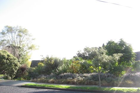 Photo of property in 1/44 Sale Street, Cockle Bay, Auckland, 2014