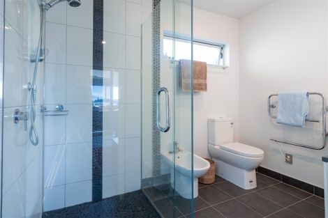 Photo of property in 6 Davis Crescent, Paihia, 0200