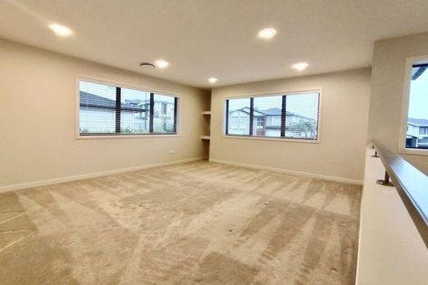 Photo of property in 74 Harrowglen Drive, Northcross, Auckland, 0630