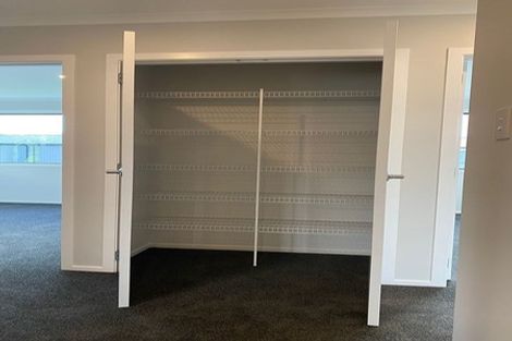 Photo of property in 18 Cynisca Crescent, Wallaceville, Upper Hutt, 5018