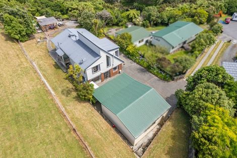 Photo of property in 21 Whitechapel Grove, Stokes Valley, Lower Hutt, 5019