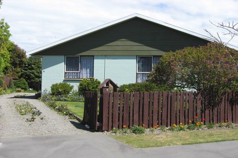 Photo of property in 5 Bank Street, Amberley, 7410