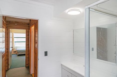 Photo of property in Te Awhina Apartments, 27/22 Sussex Street, Mount Cook, Wellington, 6021
