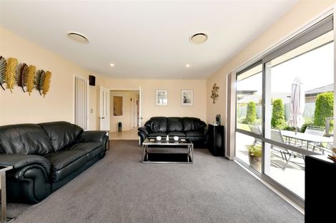 Photo of property in 9 Kokoda Street, Halswell, Christchurch, 8025