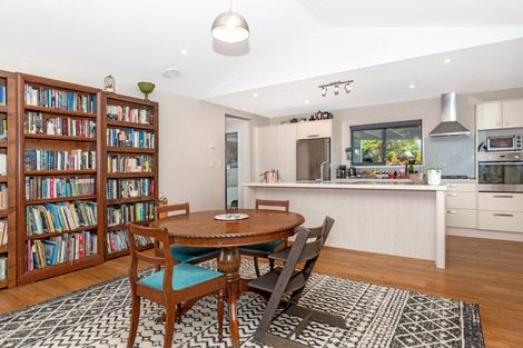 Photo of property in 14 Tuamotu Park, Wainui, Gisborne, 4010