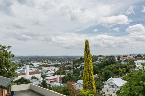 Photo of property in 1/26 Clyde Road, Bluff Hill, Napier, 4110