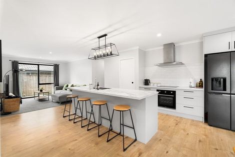 Photo of property in 15 Pipi Crescent, Tuakau, 2121