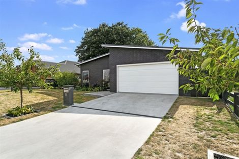 Photo of property in 11 Henry Bell Close, Leamington, Cambridge, 3432