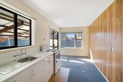 Photo of property in 16 Ngata Place, Hei Hei, Christchurch, 8042